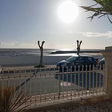 Face A La * Châtelaillon-Plage