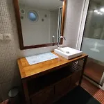 Face A La 度假居 沙特拉永普拉日